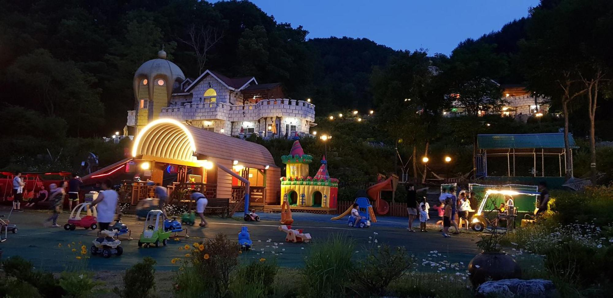 Elf Resort Hotel Пхёнчхан Экстерьер фото